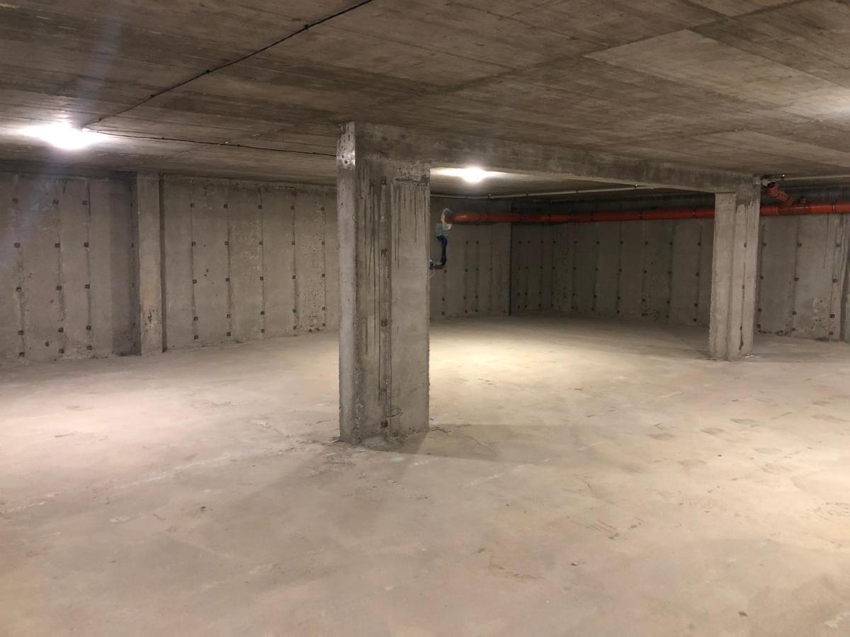 Luxury Apartment 2 Free Underground Parking Pazardzhik Ngoại thất bức ảnh