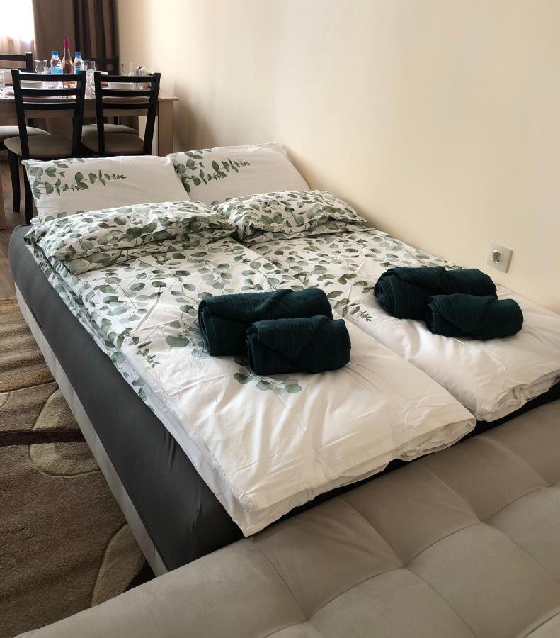 Luxury Apartment 2 Free Underground Parking Pazardzhik Ngoại thất bức ảnh